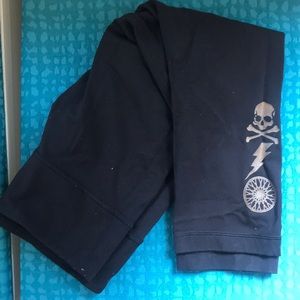 Lululemon SoulCycle Capri Pants / Size 6